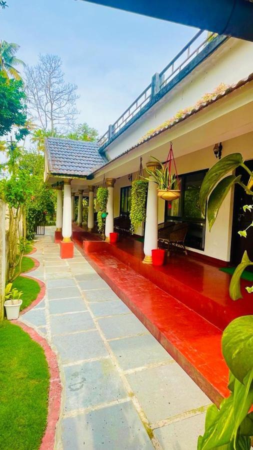 Marari Beach Clleetus Homestay 마라리쿨람 외부 사진