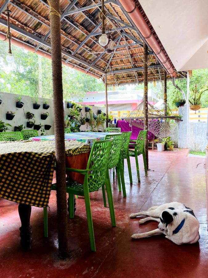 Marari Beach Clleetus Homestay 마라리쿨람 외부 사진